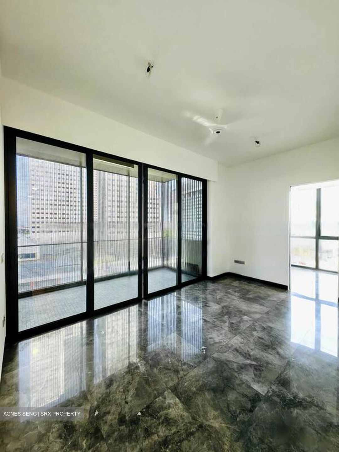 Beach Road (D7), Condominium #462586711